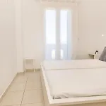 Depa's Feriehus Naxos City