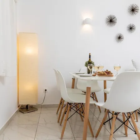 Depa's Semesterbostad Naxos City